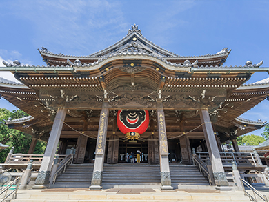 豊川稲荷大駐車場